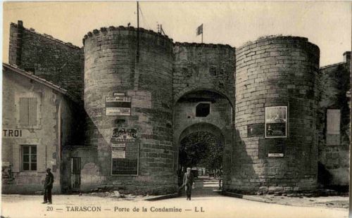 Tarascon - Porte de la condamine