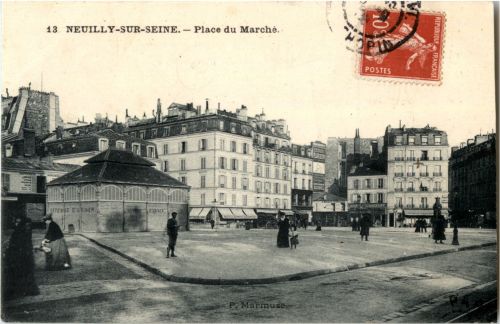 Neuilly sur Seine - Place du Marche