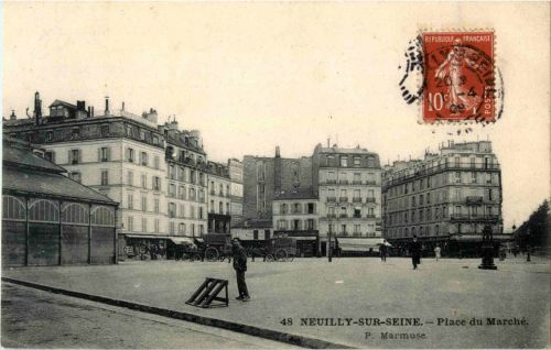 Neuilly sur Seine - Place du Marche