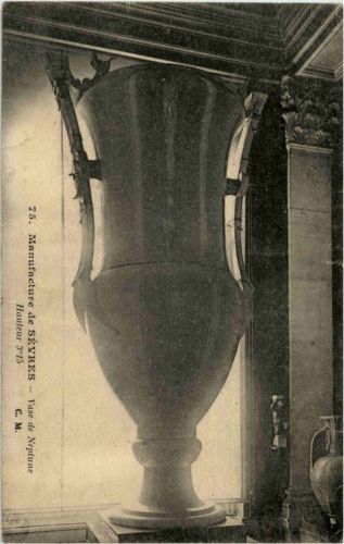 Sevres - Vase de Neptane