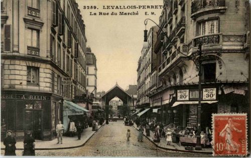 Lavallois Perret - La Rue du Marche