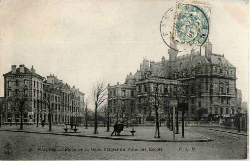 Pantin - Place de la gare