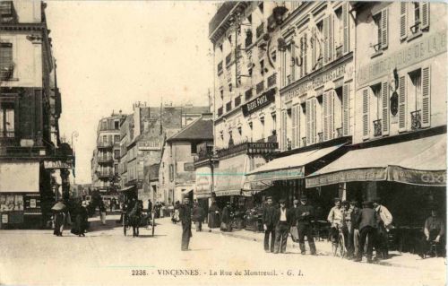 Vincennes - La rue de Montreuil
