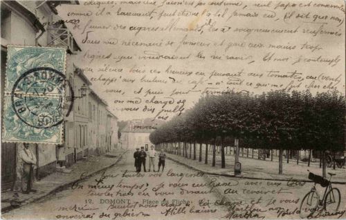 Domont - Place du Fliche