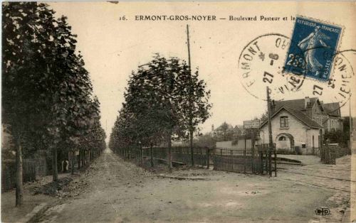 Ermont Gros Noyer - Boulevard Pasteur