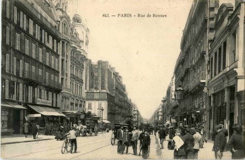 Paris - Rue de Rennes