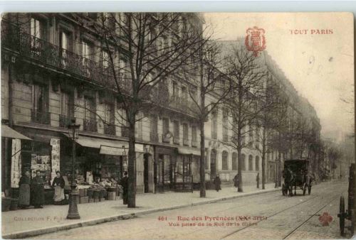 Paris - Rue des Pyrenees