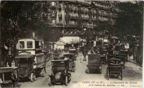 Paris - Le Boulevard des Italiens - Bus Auto