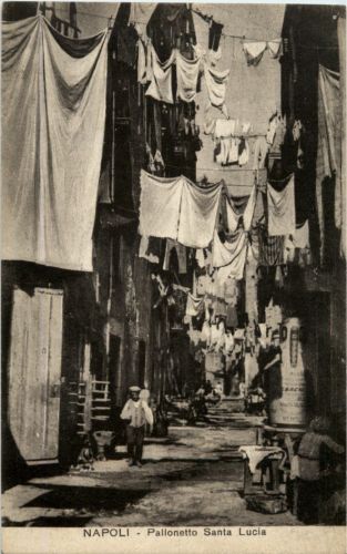 Napoli - Pallonetto santa Lucia