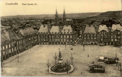 Charleville - Place Ducale