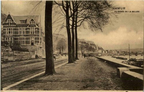 Namur - Au Bord de la Meuse