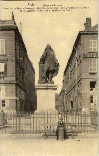 Sedan - Statue de Turenne