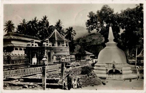 Kandy - Temple of the Holy Tooth