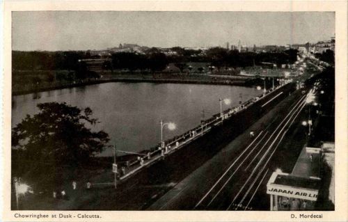 Calcutta - Chowringhee at dusk