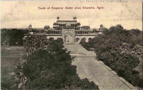 Agra - Tomb of Emporer Akber