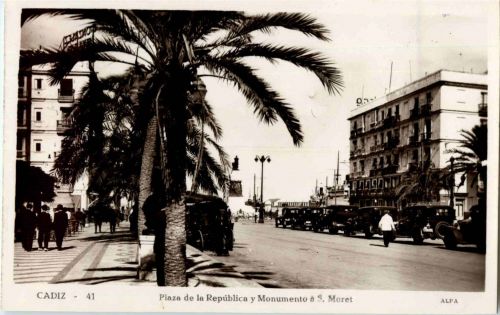 Cadiz - Plaza de la Republica