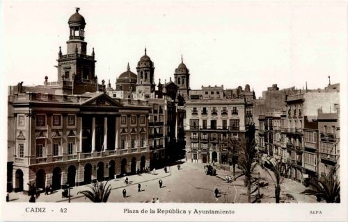Cadiz - Plaza de la Republica