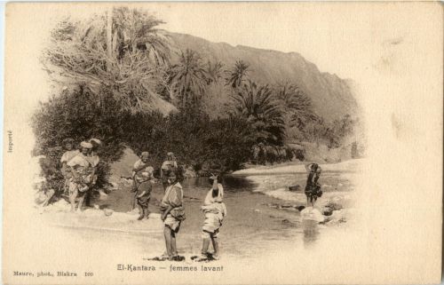 El Kantara - femmes lavant