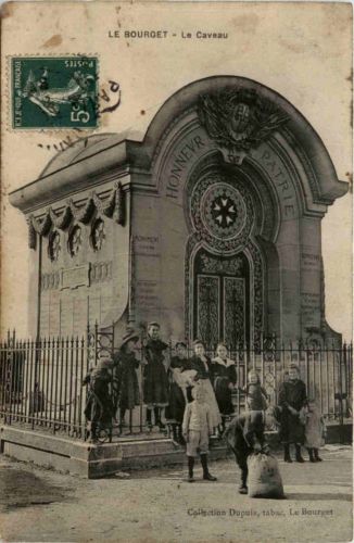 Le Bourget - Le Caveau