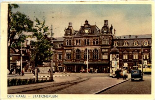 Den Haag - Stationsplein
