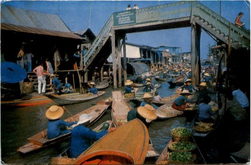Damnernsaduak Floating Market - Rajburi