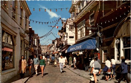 Zandvoort aan Zee - Kerkstraat
