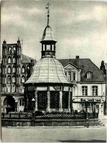 Wismar - Wasserkunst auf dem Markt