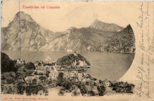 Traunkirchen mit Traunstein