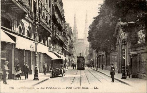 Bordeaux - Rue Vital Carles - Tramway