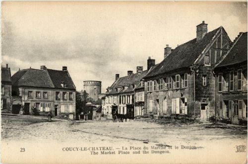 Coucy le Chateau - La Place du Marche