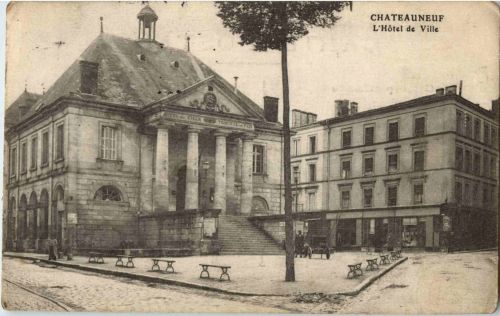Chateauneuf - L Hotel de ville