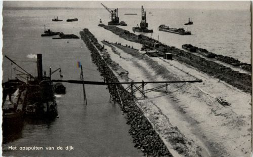 Het Opspuiten van de dijk