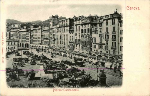Genovo - Piazza Caricamento