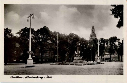 Genthin - Hindenburg Platz
