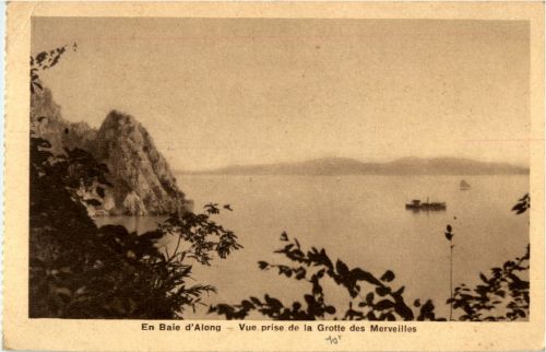 Baie d Along
