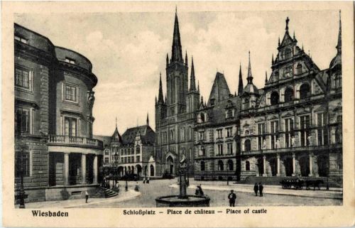 Wiesbaden - Schlossplatz