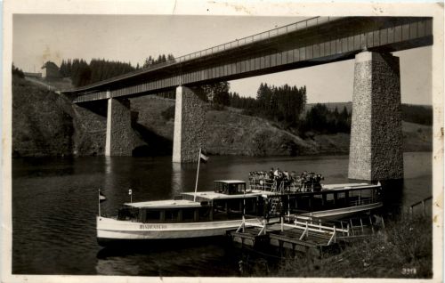Saalburg/Thür., Motorbootsanlegeplatz an der Saalburger Brücke