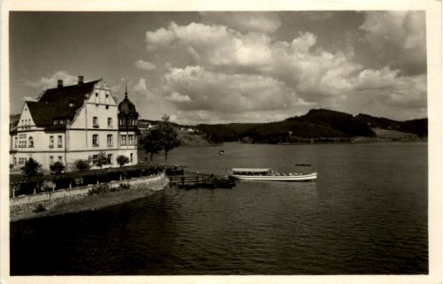 Saalburg/Thür., Am Stausee der Bleiloch-Saaletalsperre