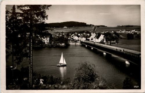 Saalburg (Saale) - Blick auf Brücke und Stadt