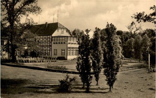 Bad Sülze - Rheuma und Kinderheilstätte - Rosengarten