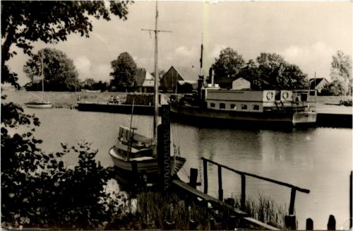 Prerow Ostseebad / Im Hafen