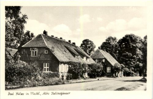 Bad Sülze /Meckl. - Alte Salinehäuser