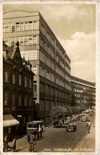 Jena - Schillerstrasse mit Zeisswerk
