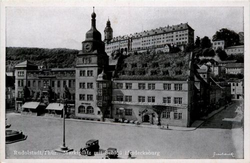 Rudolstadt/Thür. - Marktplatz mit Schloss Heidecksburg