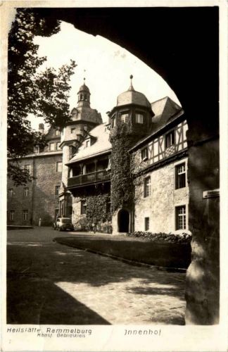 Mansfeld/Südharz - Heilstätte Rammelburg - Innenhof