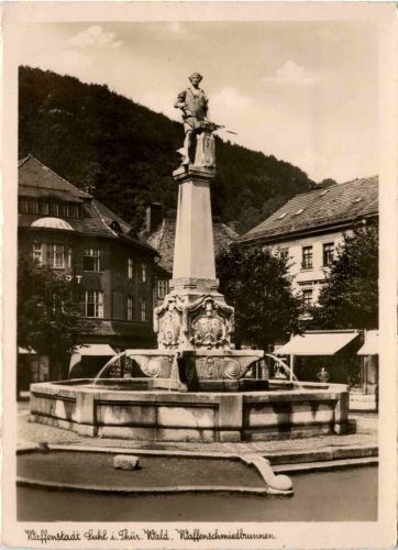 Suhl/Thür. - Waffenschmiedbrunnen