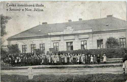 Nov. Jicina - Ceska mensinova skola v Senove