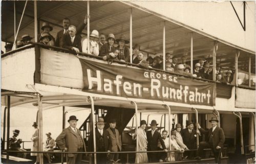Grosse Hafen Rundfahrt