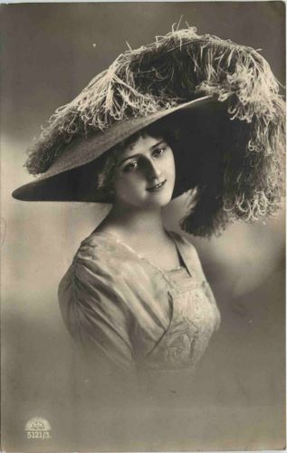 Frau