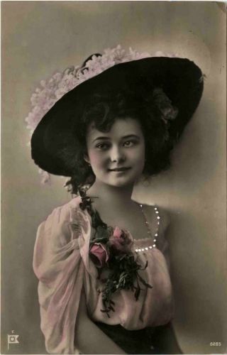 Frau